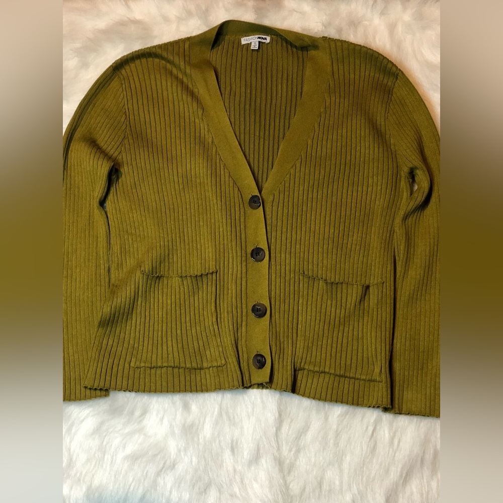 Green loungewear cashmere